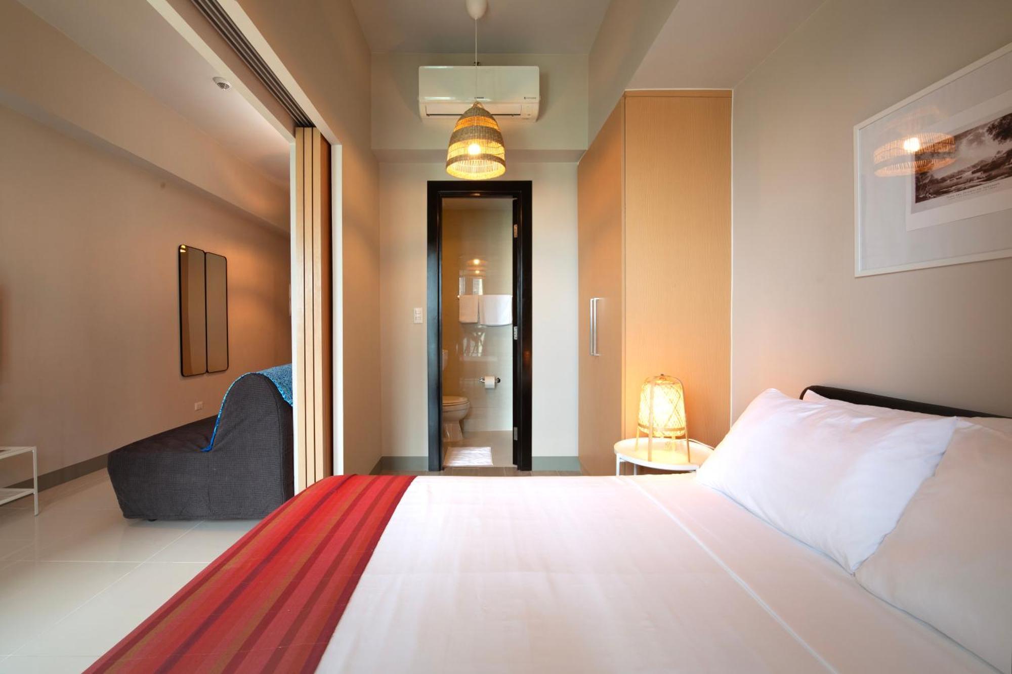 Uptown Parksuites Apartments Tower 2 Bgc By Ph Staycation Manila Exterior photo